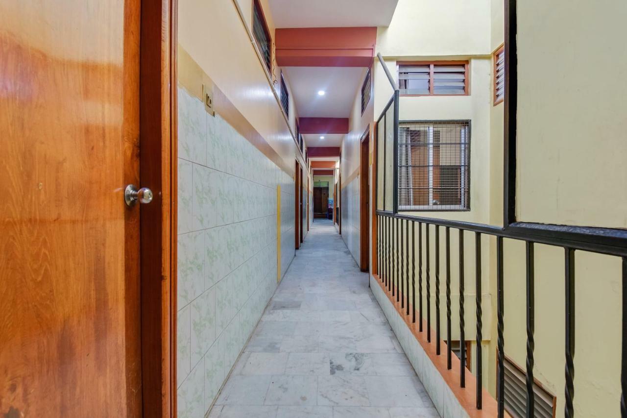 Spot On 48699 Hotel Pawansree Deluxe Lodge Bangalore Exterior photo